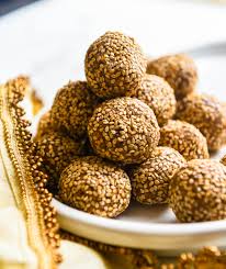 Sesame Dates Laddu